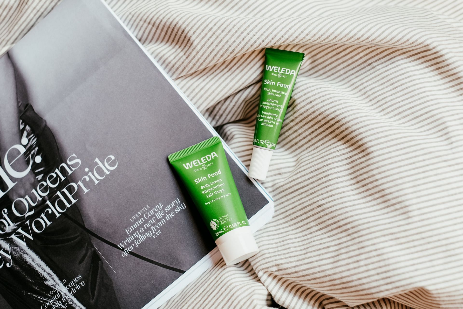Lesser clogged pores. (Image via Unsplash / Valeriia Miller)